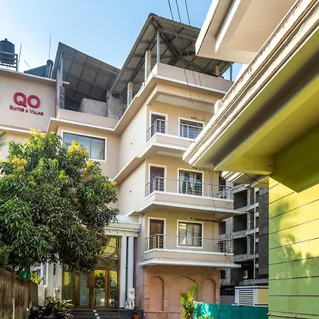 Q O Suites & Villas